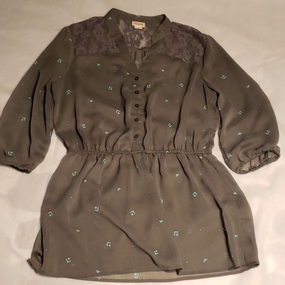 Mossimo sheer dress top sz-M